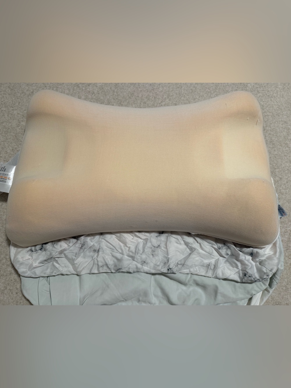 Sleep & Glow Omnia Anti-Wrinkle Pillow + 2 Pillowcases